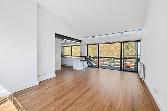 1 Bedroom Flat For Sale In Batemans Row, London, EC2A