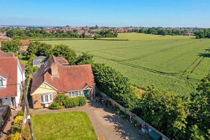 4 Bedroom Detached House For Sale In Ridgeway Road, Herne Bay, CT6
