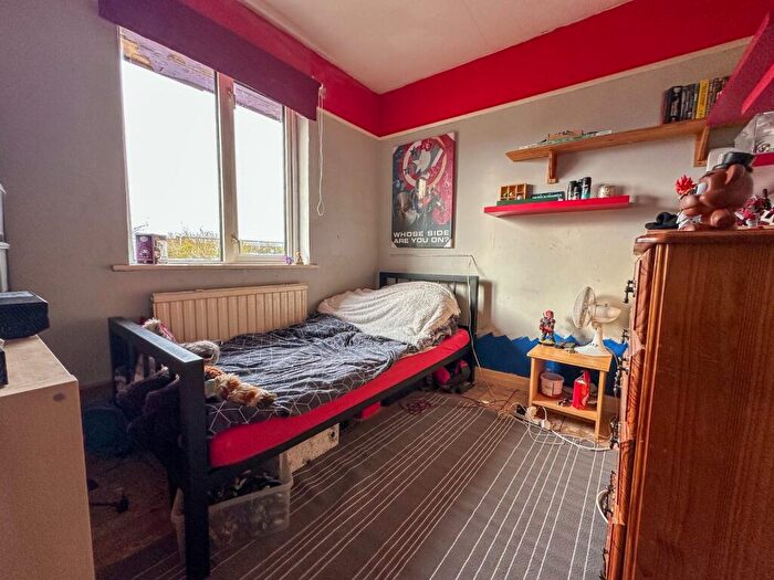 3 Bedroom Terraced House For Sale In Wakedean Gardens, Yatton, North Somerset, BS49