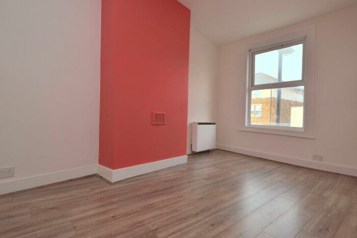 1 Bedroom Flat To Rent In Sydenham Road London, SE26