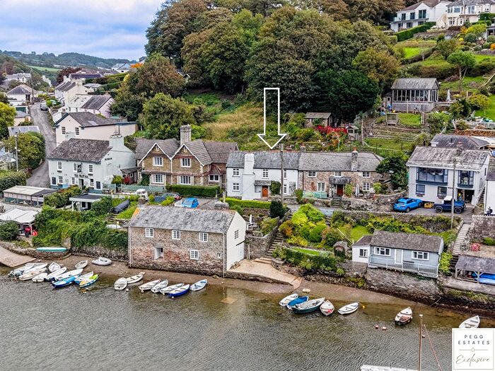 3 Bedroom Semi-Detached House For Sale In Voss Cottage, Plymouth, PL8