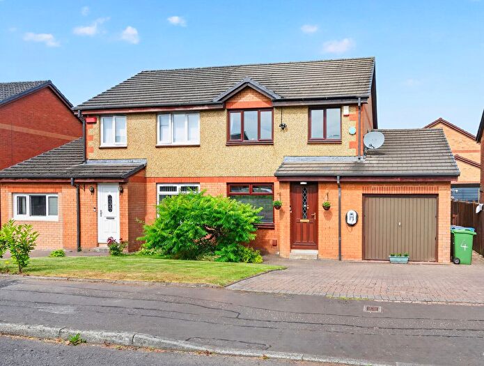 3 Bedroom Semi-detached House For Sale In Haberlea Avenue, Southpark Village, G53
