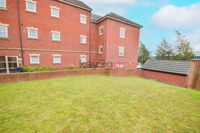 2 Bedroom Apartment For Sale In Holywell Heights, Sheffield, S4