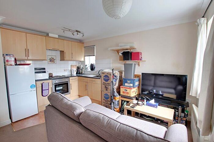 1 Bedroom Flat To Rent In Langford Road, Trowbridge, BA14