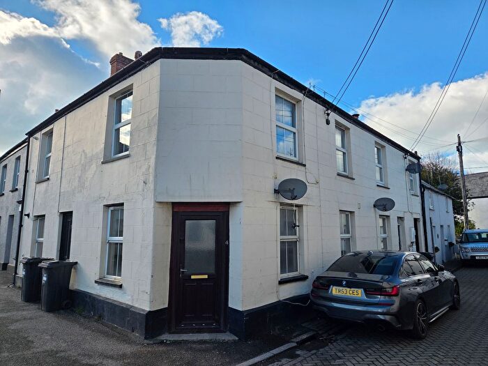 2 Bedroom Flat To Rent In Bridge Street, Bude, EX23