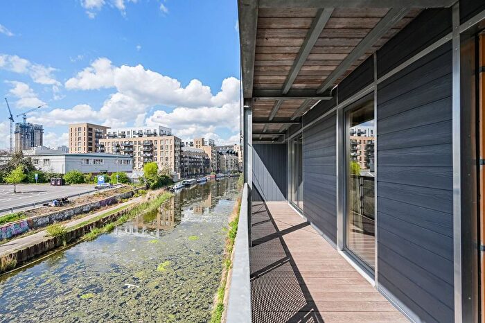 2 Bedroom Flat For Sale In Three Mill Lane, Tower Hamlets, London, E3