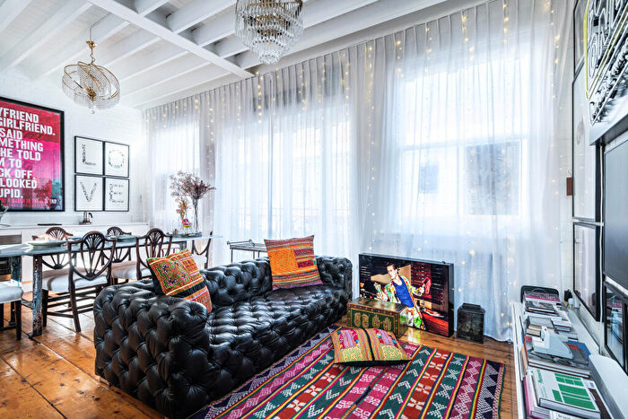 3 Bedroom Duplex To Rent In Bentley Road, Dalston, N1