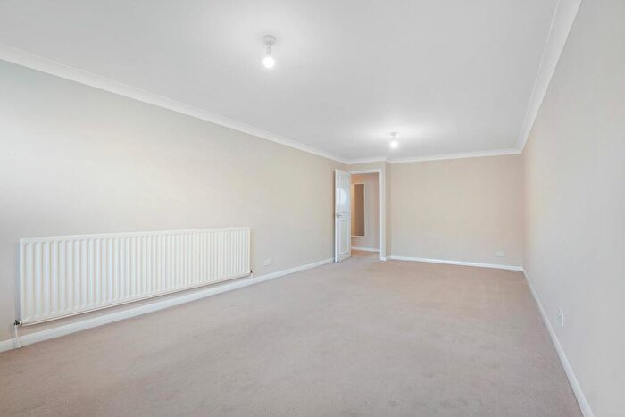 2 Bedroom Apartment For Sale In Victoria House - Coniscliffe Road, DL3