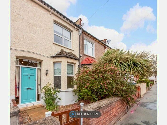 3 Bedroom Terraced House To Rent In Albert Road, London, SE25