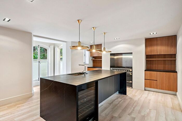 6 Bedroom Terraced House To Rent In Addison Road, London, W14