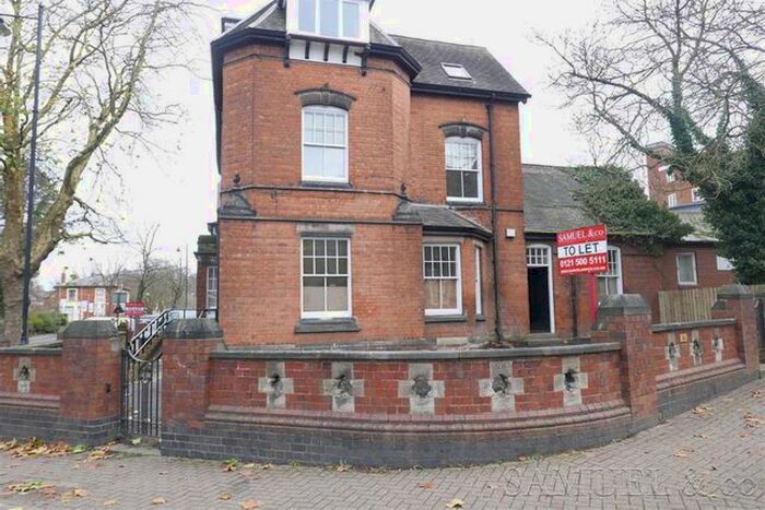 2 Bedroom Flat To Rent In Ednam Road, Dudley, DY1