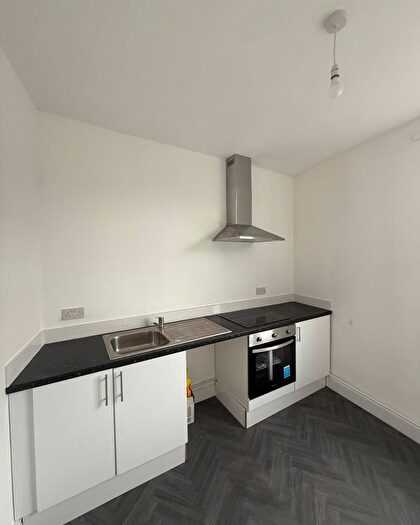 1 Bedroom Flat To Rent In Abbey Hills Road, Oldham, OL4