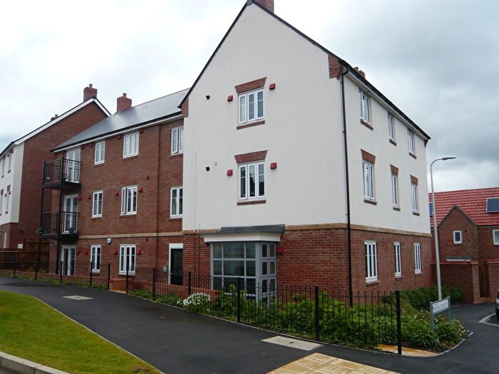 2 Bedroom Flat To Rent In William Heelas Way, Wokingham, RG40