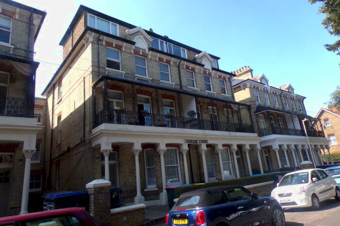 2 Bedroom Flat To Rent In Adrian Square, Westgate, CT8