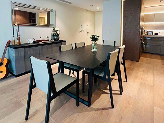 1 Bedroom Flat To Rent In Pearson Square, Fitzrovia, London, W1T