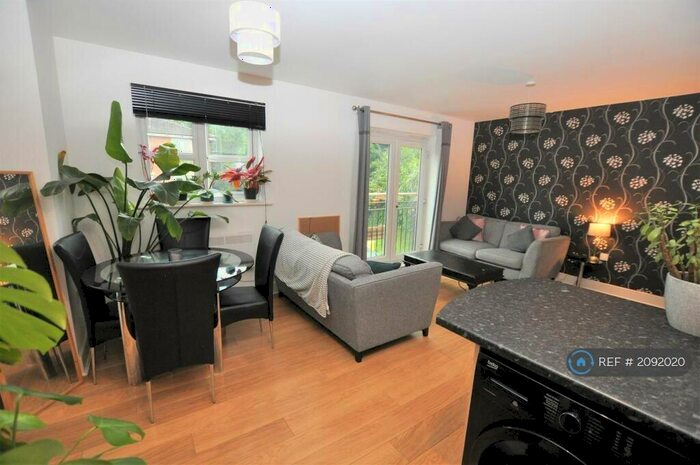 2 Bedroom Flat To Rent In Littleover, Derby, DE23