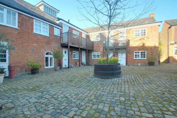 2 Bedroom Maisonette To Rent In The Courtyards, Aston Clinton, Buckinghamshire, HP22