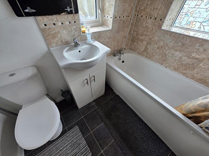 4 Bedroom House To Rent In Blenheim Drive, Filton, Bristol, BS34