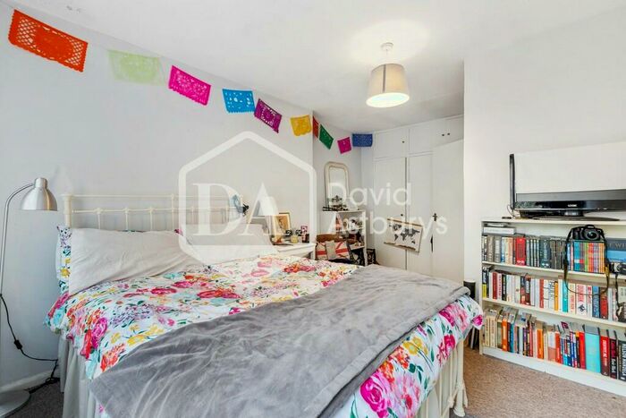 2 Bedroom Apartment To Rent In Hargrave Road, Archway, London, N19