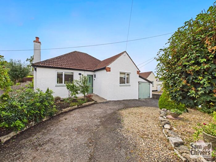 2 Bedroom Detached Bungalow For Sale In Writhlington, Radstock, BA3