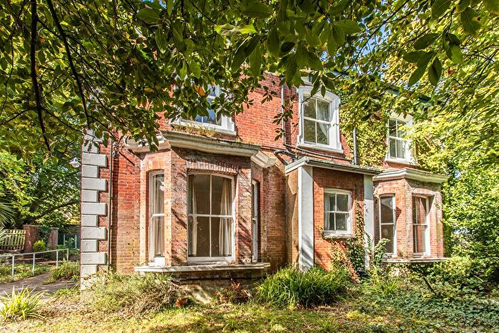 16 Bedroom Detached House For Sale In Prince Edwards Road, Lewes, BN7