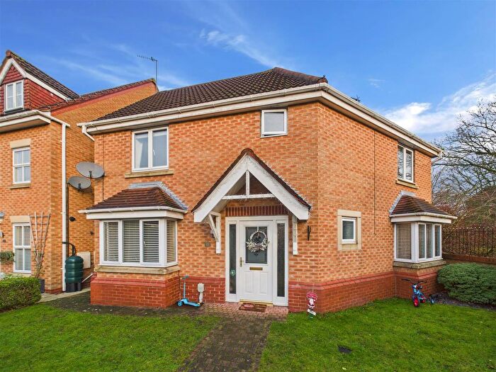 3 Bedroom Detached House To Rent In Myrtle Way, Brough, HU15