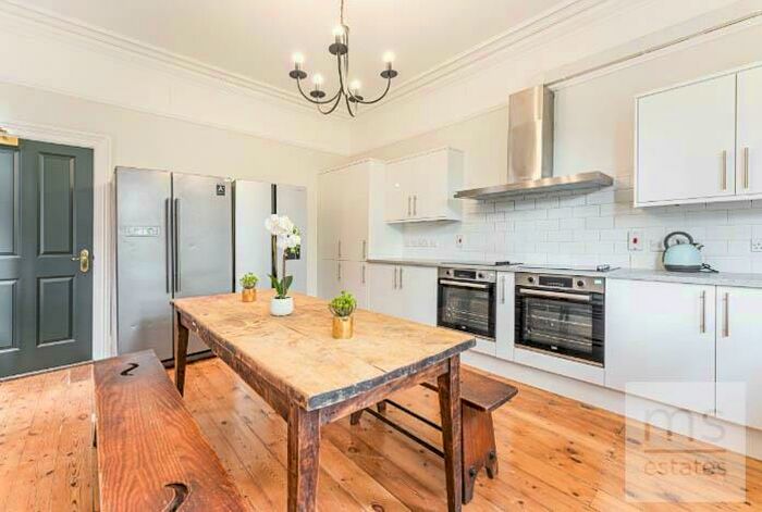10 Bedroom Detached House To Rent In £pppw Excluding Bills Cromwell Street, Nottingham, NG7