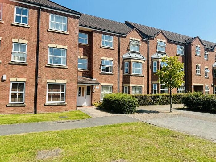 2 Bedroom Apartment To Rent In Wharf Lane, Solihull, B91