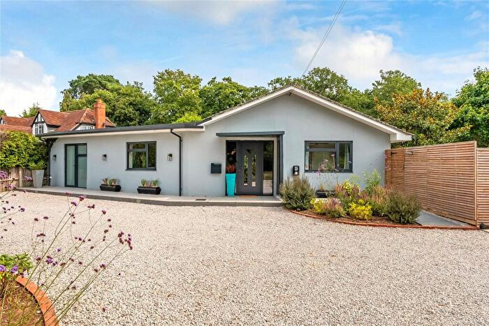 4 Bedroom Bungalow For Sale In Send Hill, Send, Surrey, GU23