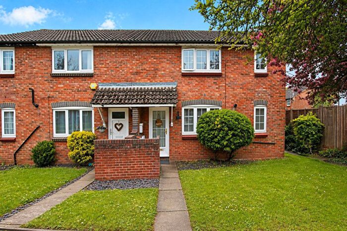 1 Bedroom Terraced House For Sale In Studio Way, Borehamwood, WD6