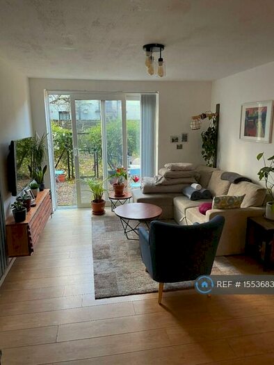 1 Bedroom Flat To Rent In Hawthorne Close, London, N1