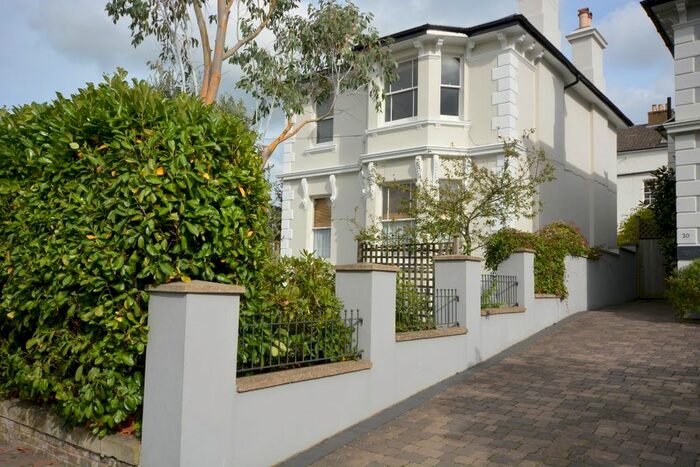 1 Bedroom Flat To Rent In Prospect Road, Tunbridge Wells, TN2