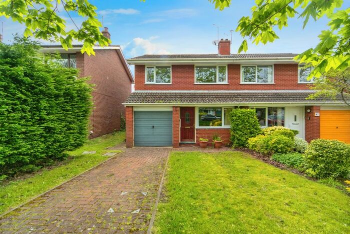 3 Bedroom Semi-Detached House For Sale In York Drive, Mickle Trafford, Chester, Cheshire, CH2