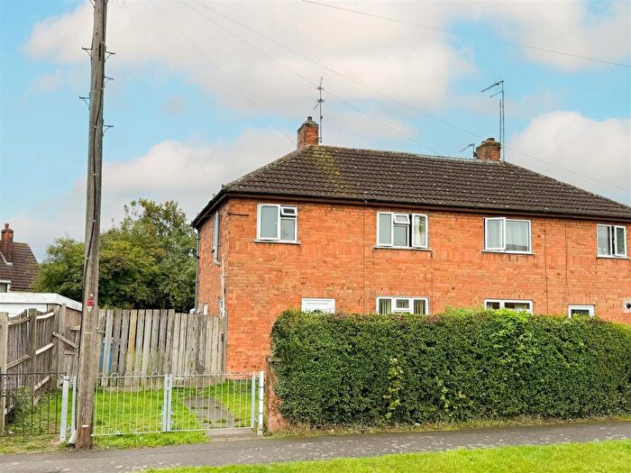 3 Bedroom Semi-Detached House For Sale In Kelvin Grove, Corby, NN17