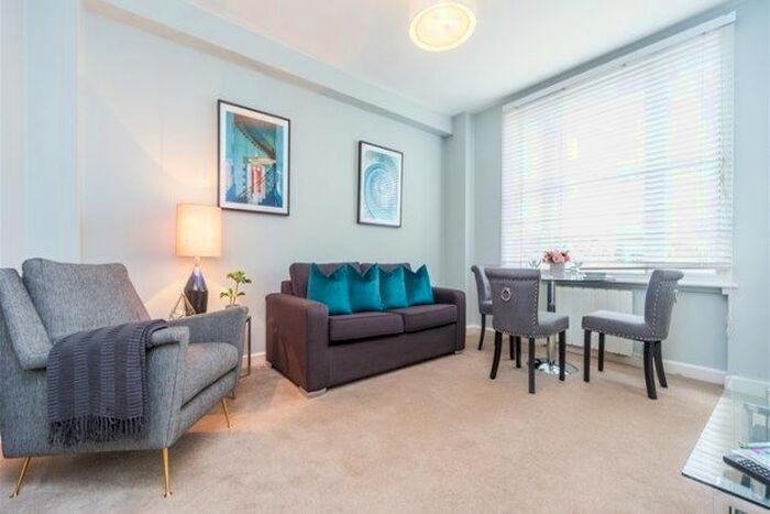1 Bedroom Flat To Rent In Hill Street, London, W1J