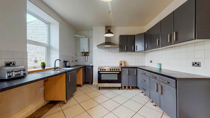 3 Bedroom Terraced House To Rent In Sudell Road, Darwen, BB3