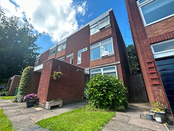 1 Bedroom Maisonette To Rent In Abbots Way, Wolverhampton, WV3