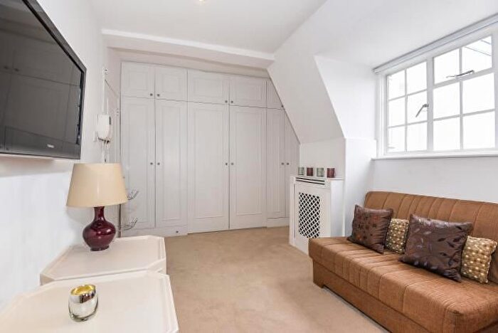 Studio To Rent In Abbey Road, London, NW8