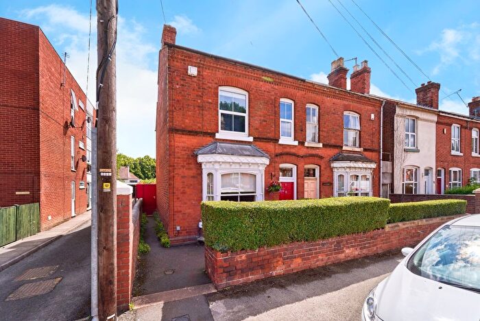 3 Bedroom Semi-Detached House For Sale In Emery Street, Walsall, West Midlands, WS1