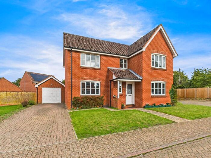 4 Bedroom Detached House For Sale In Stradsett Close, Downham Market, PE38