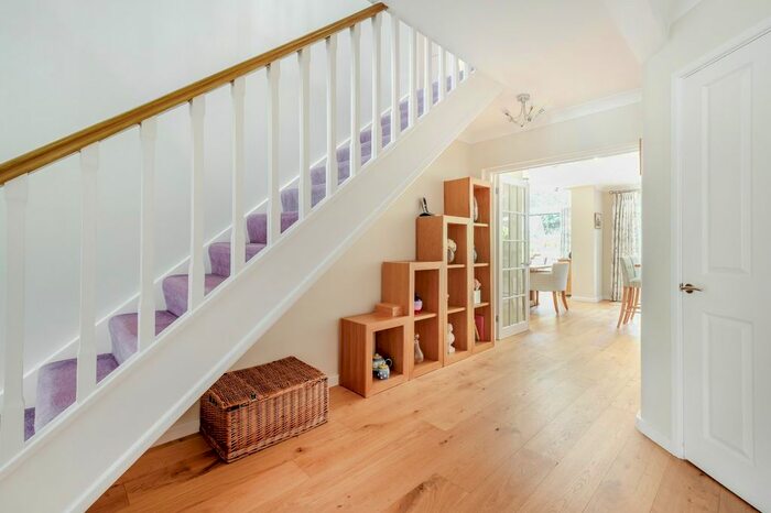 5 Bedroom Detached House For Sale In Meadway, Harpenden, Hertfordshire, AL5