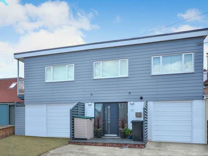 2 Bedroom Flat To Rent In Pebble Road, Pevensey Bay, BN24