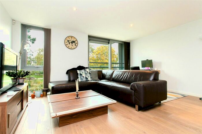 2 Bedroom Flat To Rent In Blackthorn Avenue, Islington, N7