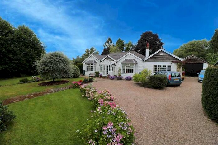 3 Bedroom Detached Bungalow For Sale In Nunhold Road, Great Pinley, Nr Claverdon, CV35