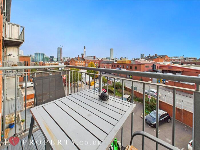 2 Bedroom Apartment To Rent In Hall Street, Birmingham, B18