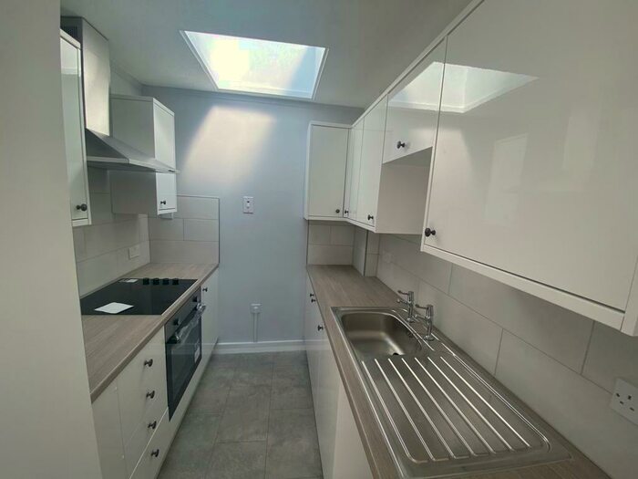 2 Bedroom Apartment To Rent In Manor Way, Deeping St James, Peterborough, PE6