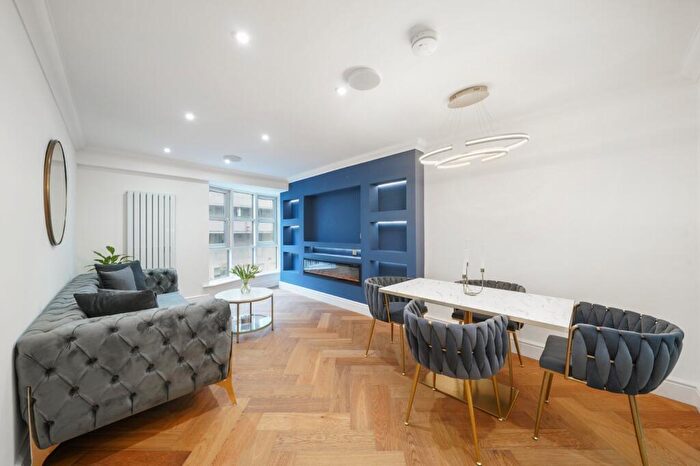 2 Bedroom Apartment To Rent In Lisson Grove, Marylebone, London, NW8