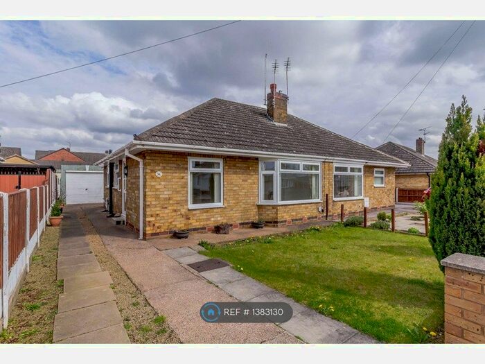 2 Bedroom Bungalow To Rent In Croft Road, Doncaster, DN4