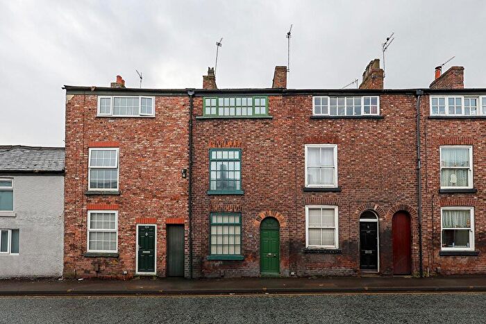 3 Bedroom Terraced House To Rent In Park Lane, Macclesfield, SK11