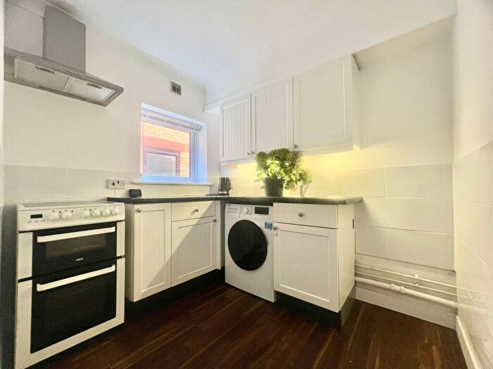 1 Bedroom Property To Rent In South East Road, Southampton, Hampshire, SO19